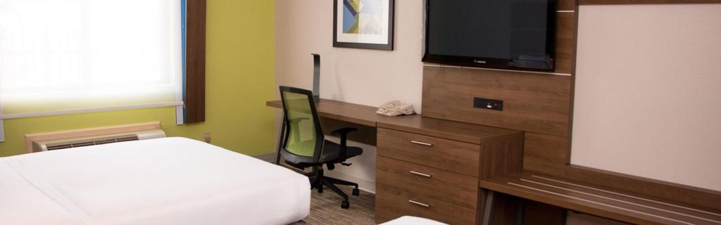Holiday Inn Express North Tyler Bagian luar foto