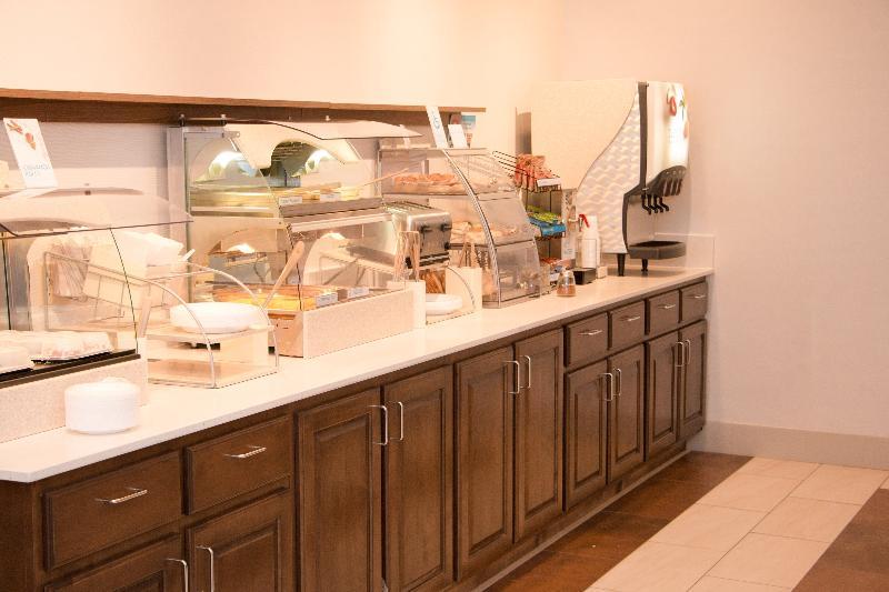 Holiday Inn Express North Tyler Bagian luar foto